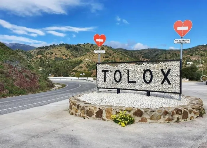 Heart Of The Pueblo, Tolox, Sierra De Las Nieves